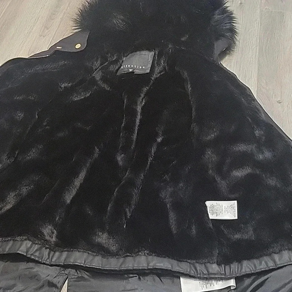 ATTENTION Black Detachable Lining Coat - Picture 5 of 16